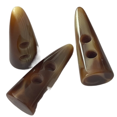 Il cavicchio di Horn di 2 fori si abbottona per il cappotto con il dente di Horn modella in pieno brillante