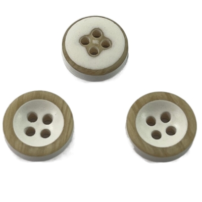 Giro di plastica di Little Brown Rim With Wooden Effect 16L dei bottoni di Brown della camicia
