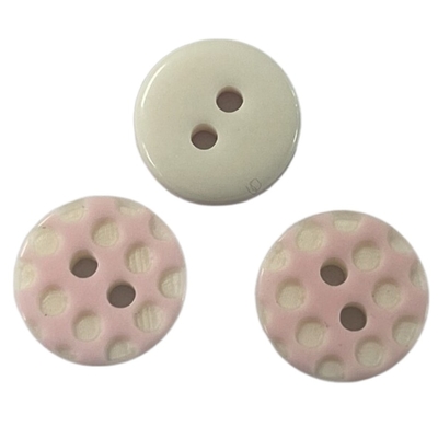 La resina di plastica ButtonsTwo del fronte speciale della blusa fora il colore rosa 16L per cucire