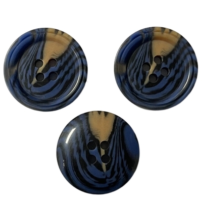 Il cappotto Outwear l'imitazione di plastica Horn del cappotto si abbottona con la scanalatura sul foro dell'orlo 34L 4