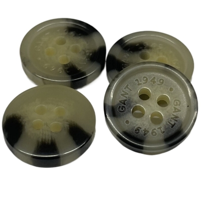 26L ha inciso il colore di Brown del foro dell'orlo 4 di Logo Fake Horn Button With