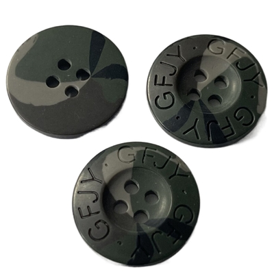 Uso inciso di colore del cammuffamento di Logo Plastic Coat Buttons 34L per il maglione del cappotto