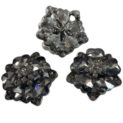 bottoni di stinco operati del metallo 40L 2.3g con il Faux Crystal Use Plastic Flower Buttons