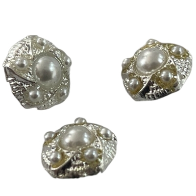 Uso dei bottoni di camicia di ZAZZERA dello stinco del metallo della perla per gli accessori di cucito di DIY