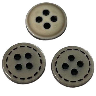 4 fori che 18mm Silked stampano i bottoni di camicia di plastica usano sull'abbigliamento delle bluse della camicia