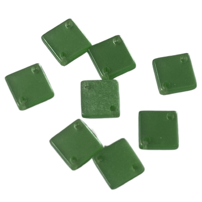 Resina operata 2-Holes dei bottoni quadrati su ordinazione di colore verde nell'uso di 6*6mm per Diy